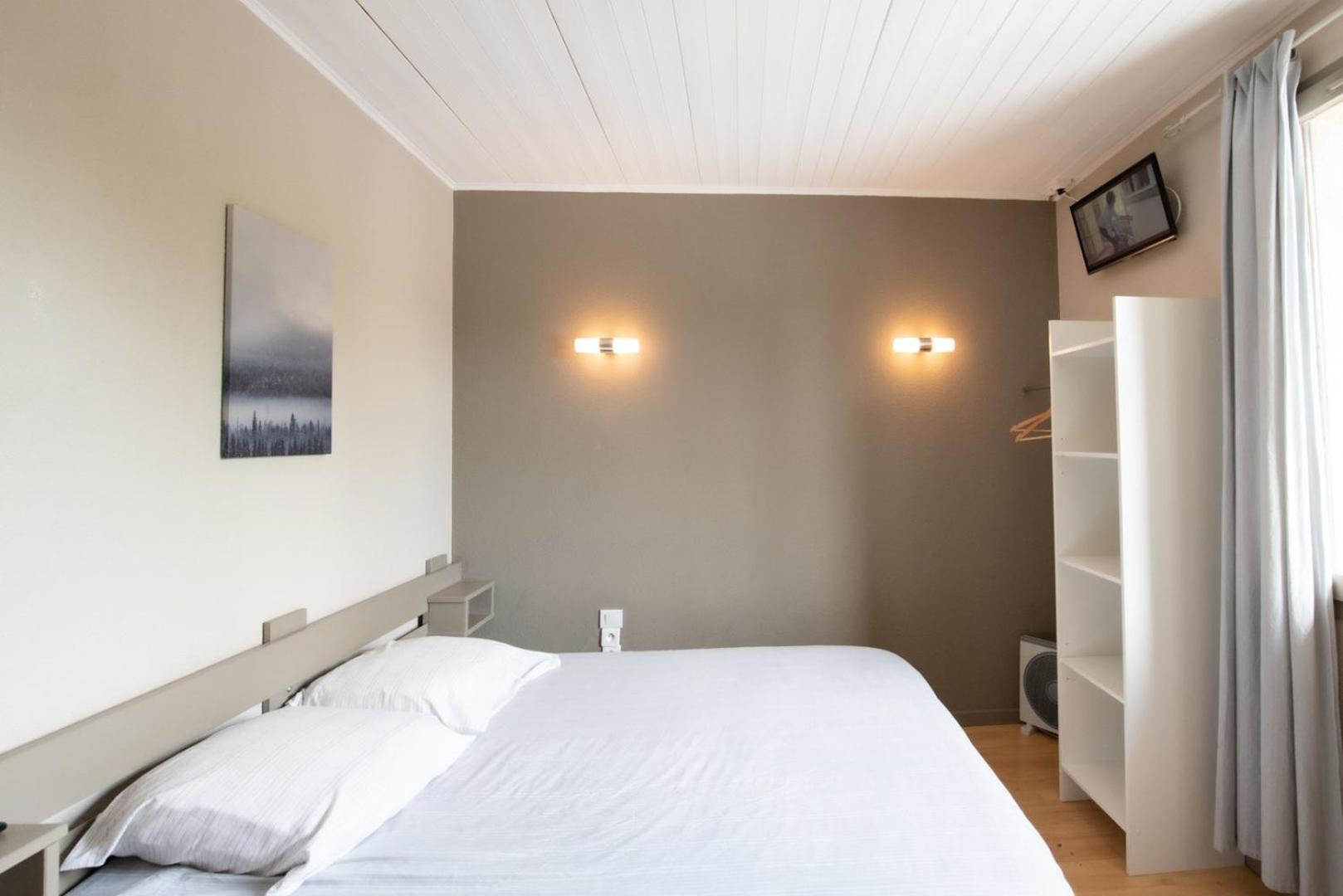 Chez Jostel - Chambre 6 Genay  Exterior photo